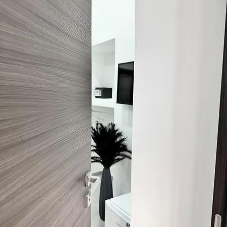 Il Ritrovo Spa&rooms 게스트하우스 4*